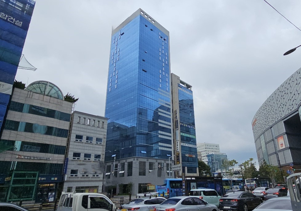 사무실 · 광복동1가 사진 1