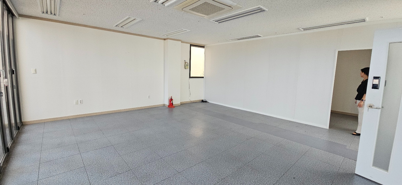 부산광역시 금정구 남산동 사무실 썸네일 6