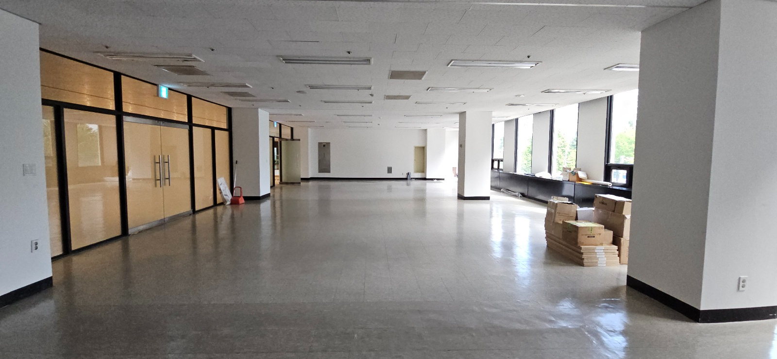 사무실 · 거제동 사진 6