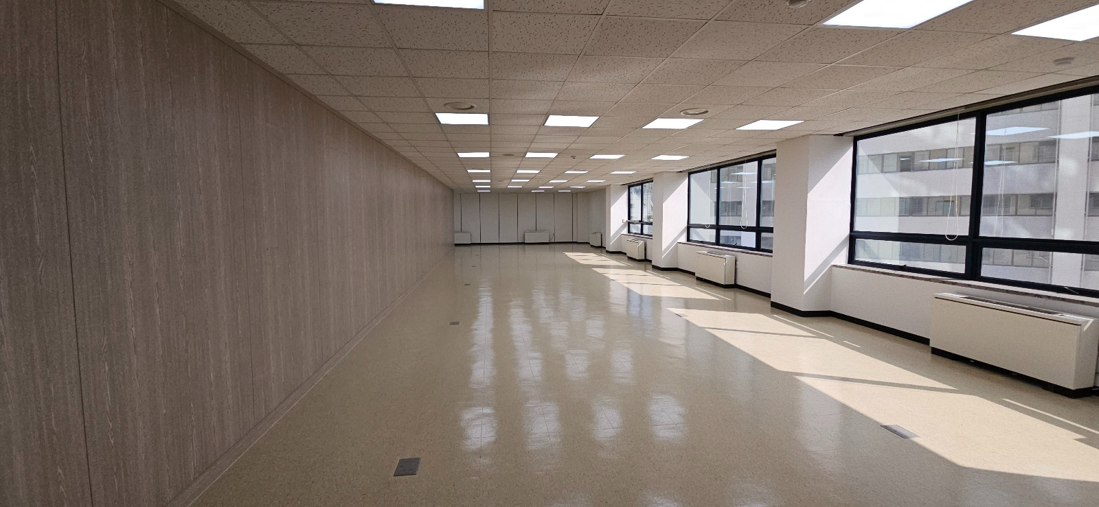 부산광역시 동래구 수안동 사무실 - 1