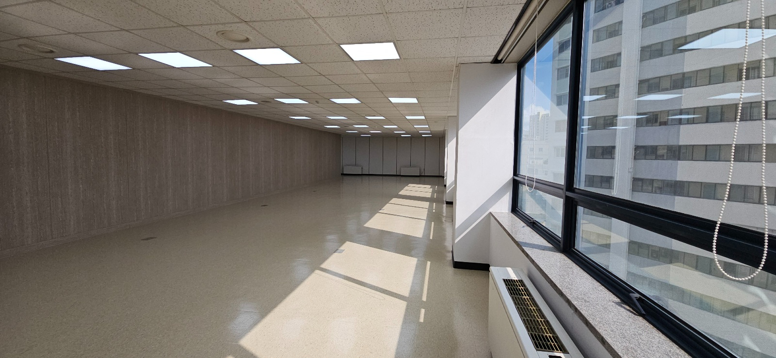 부산광역시 동래구 수안동 사무실 썸네일 2