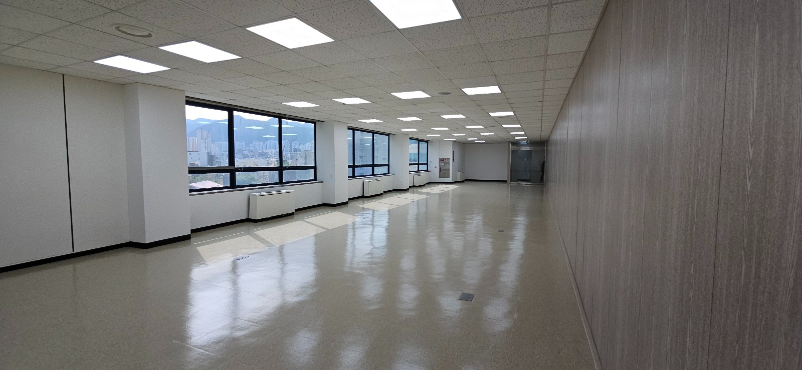 부산광역시 동래구 수안동 사무실 썸네일 6