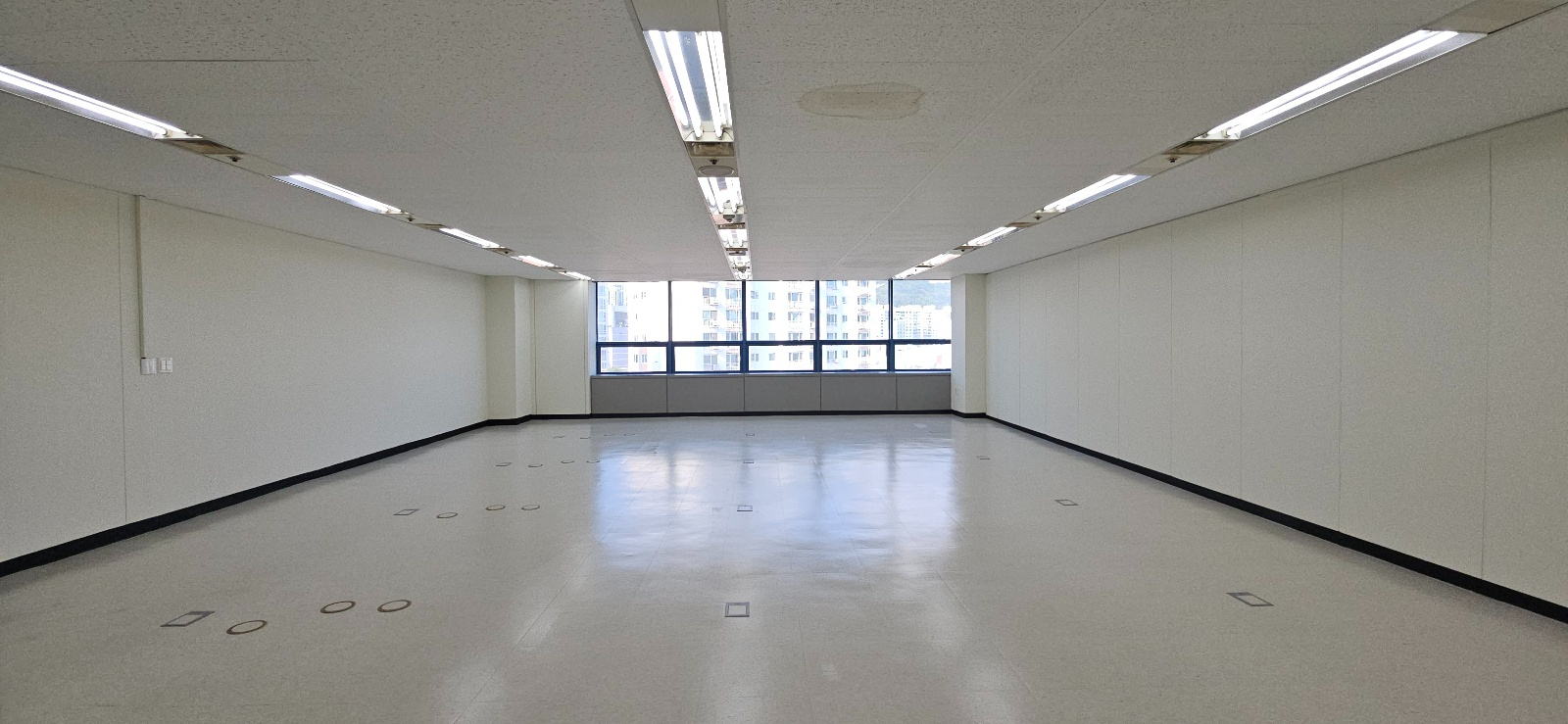 부산광역시 동래구 수안동 사무실 썸네일 4