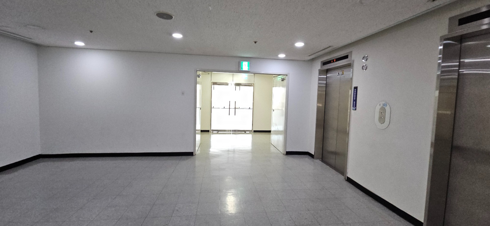 사무실 · 거제동 사진 6