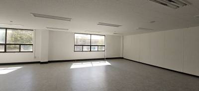 부산광역시 동래구 수안동 281   사무실