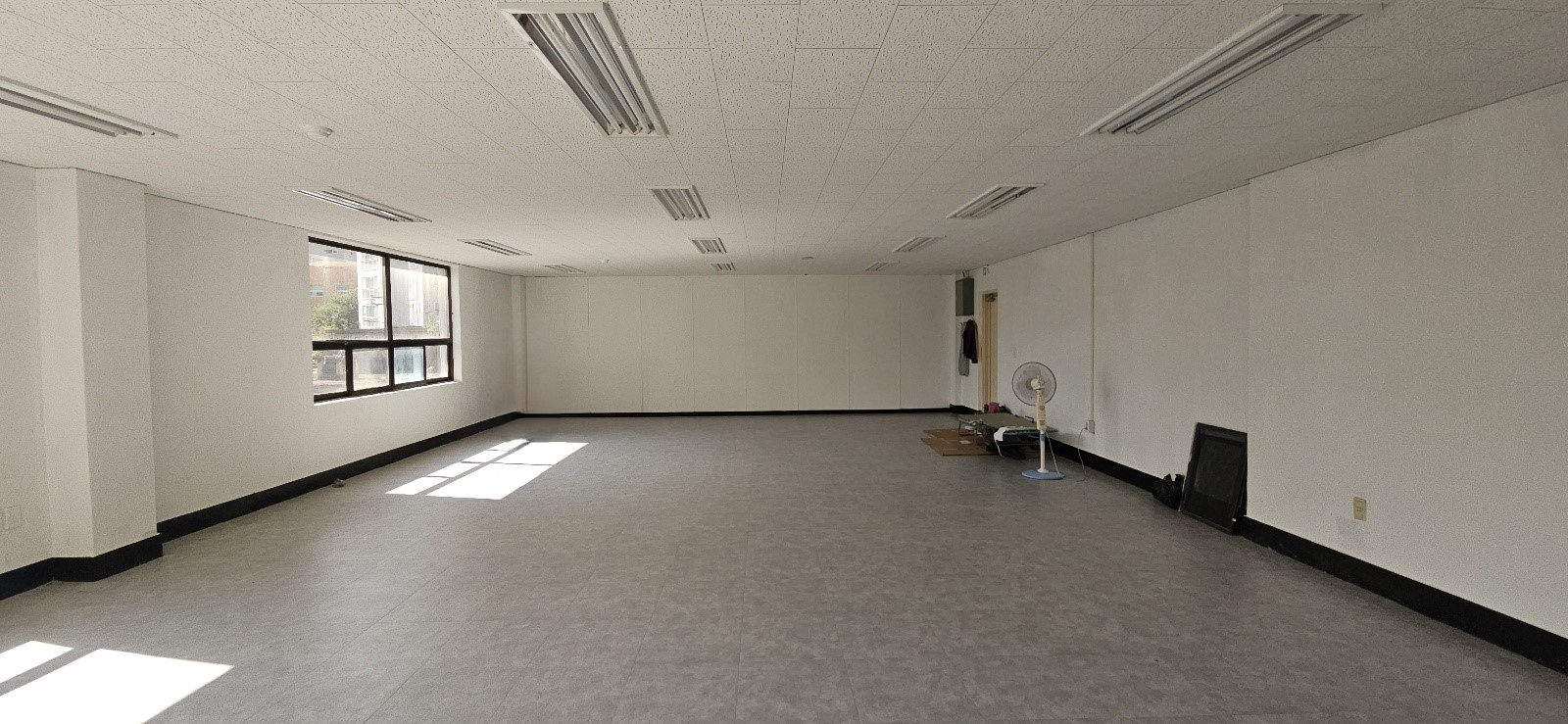 부산광역시 동래구 수안동 사무실 썸네일 5