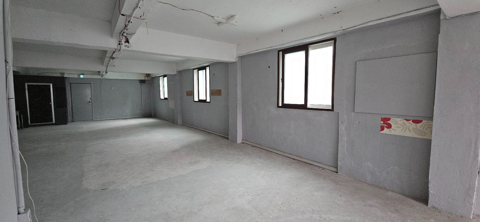 부산광역시 동구 초량동 사무실 - 1