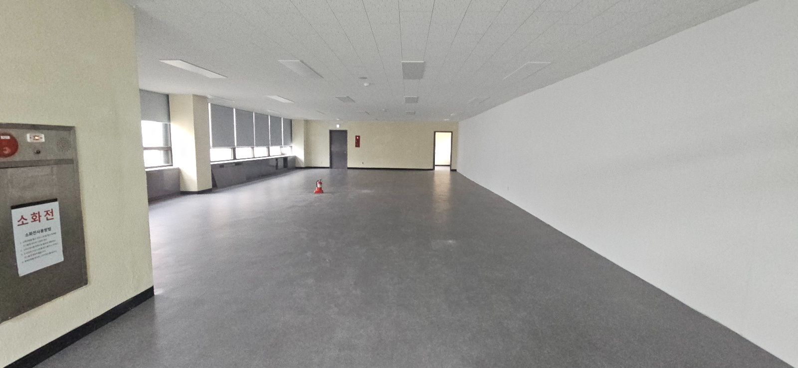 부산광역시 동래구 수안동 사무실 - 1