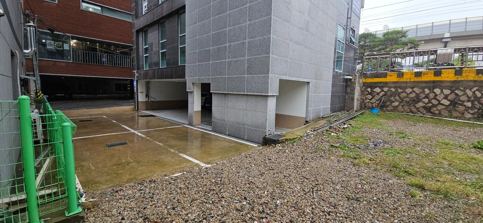 부산광역시 동래구 명륜동 상가 썸네일 4