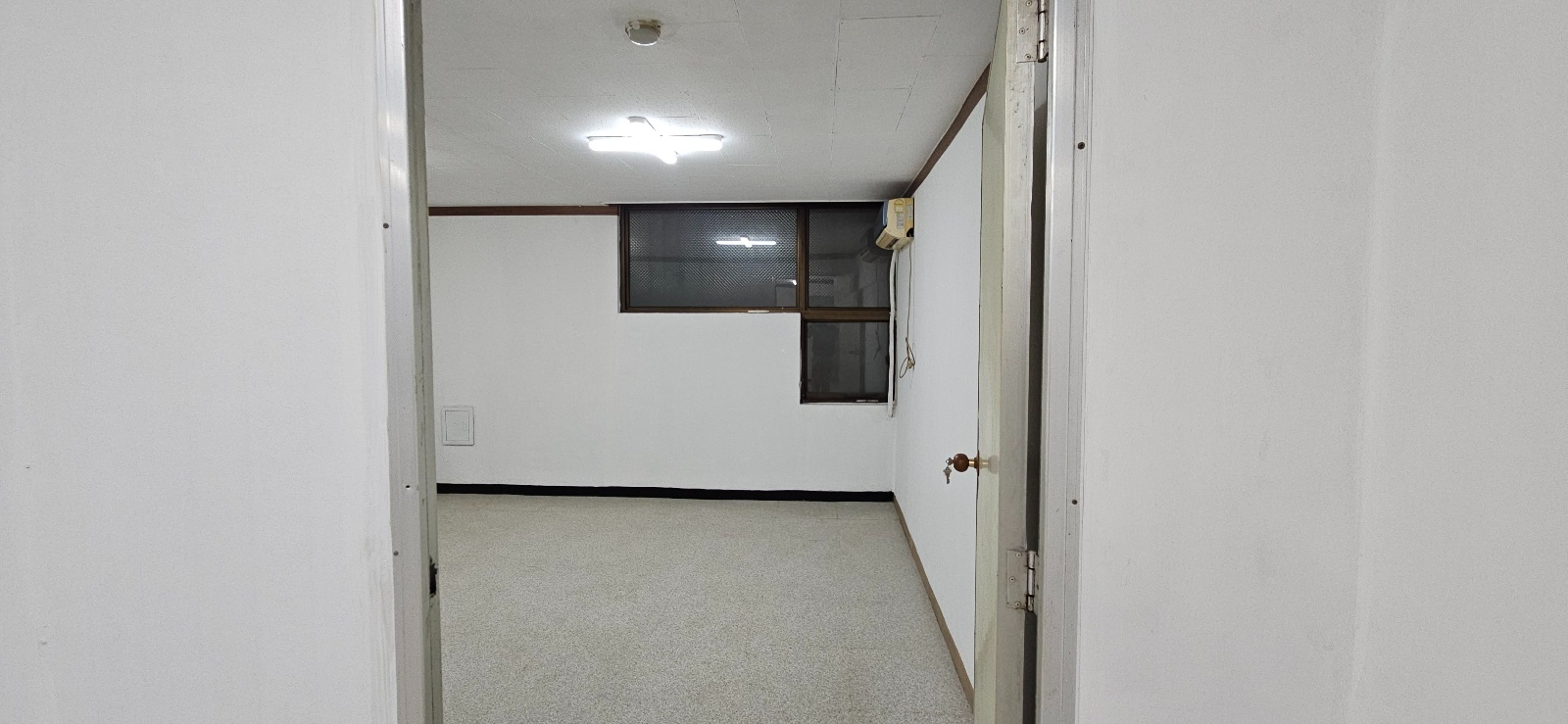 부산광역시 동래구 온천동 사무실 썸네일 2