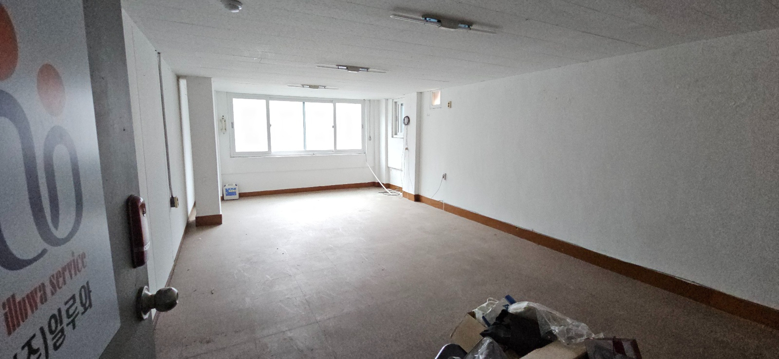 부산광역시 부산진구 부전동 사무실 - 1