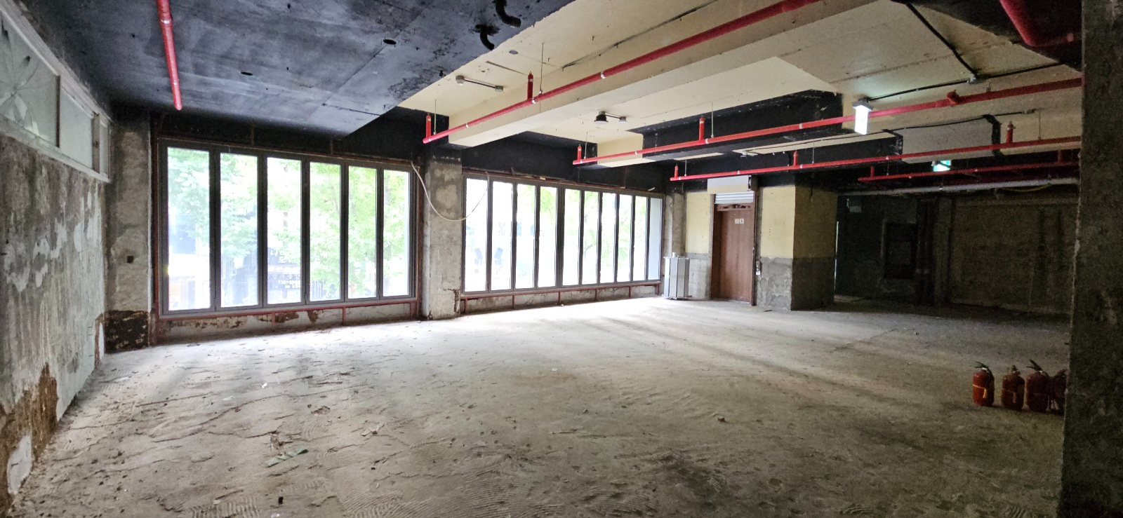 부산광역시 부산진구 부전동 상가 - 1