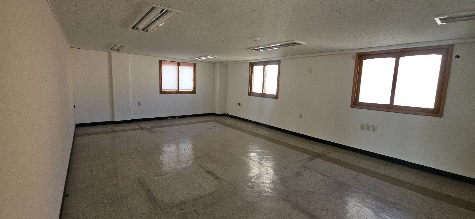 부산광역시 동래구 사직동 사무실 썸네일 5