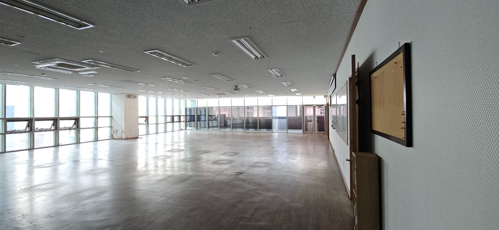 부산광역시 연제구 연산동 사무실 썸네일 3