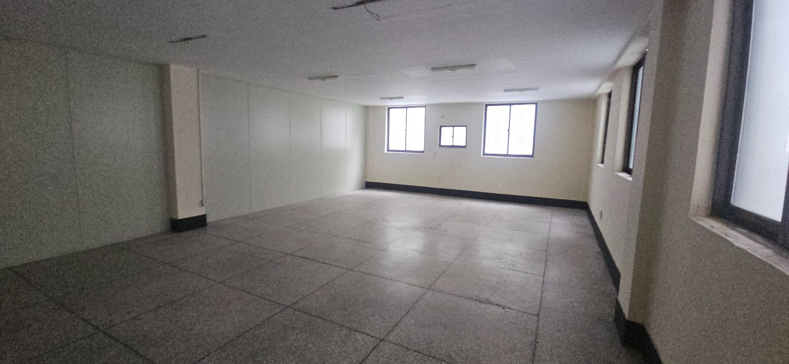 부산광역시 중구 중앙동4가 사무실 썸네일 3