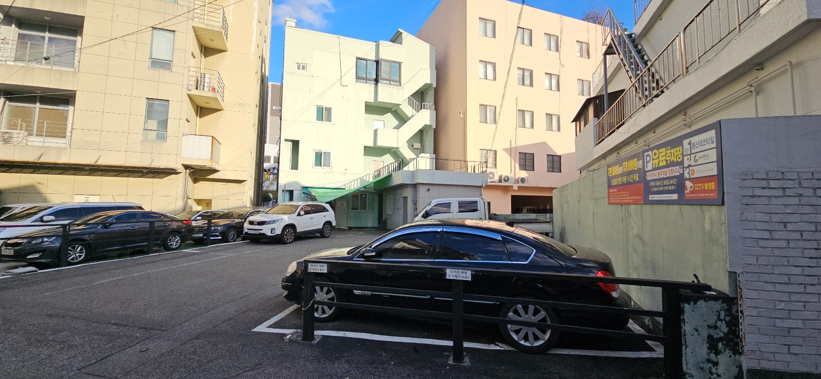 부산광역시 연제구 거제동 상가 썸네일 2