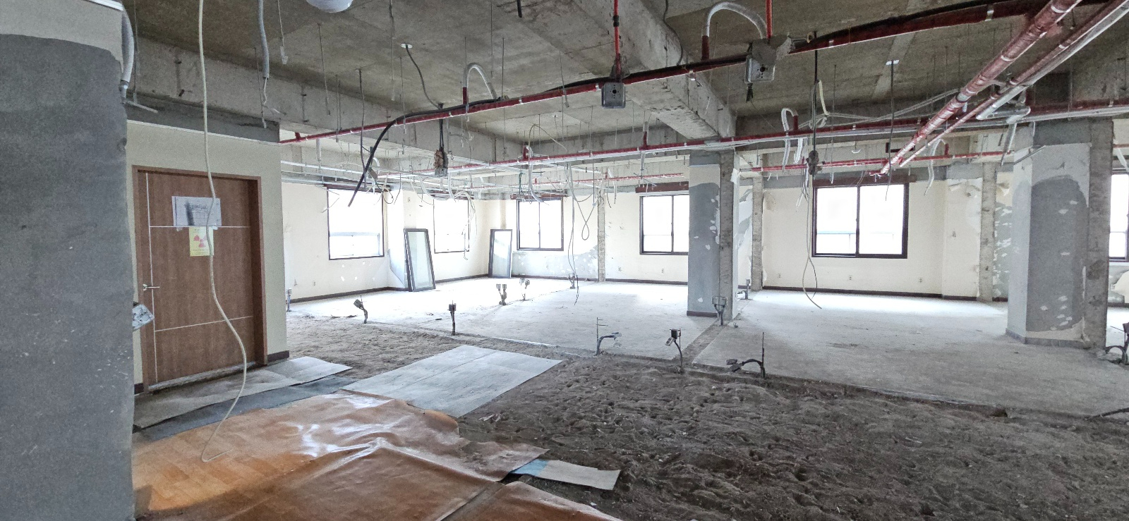 부산광역시 동래구 사직동 사무실 - 1