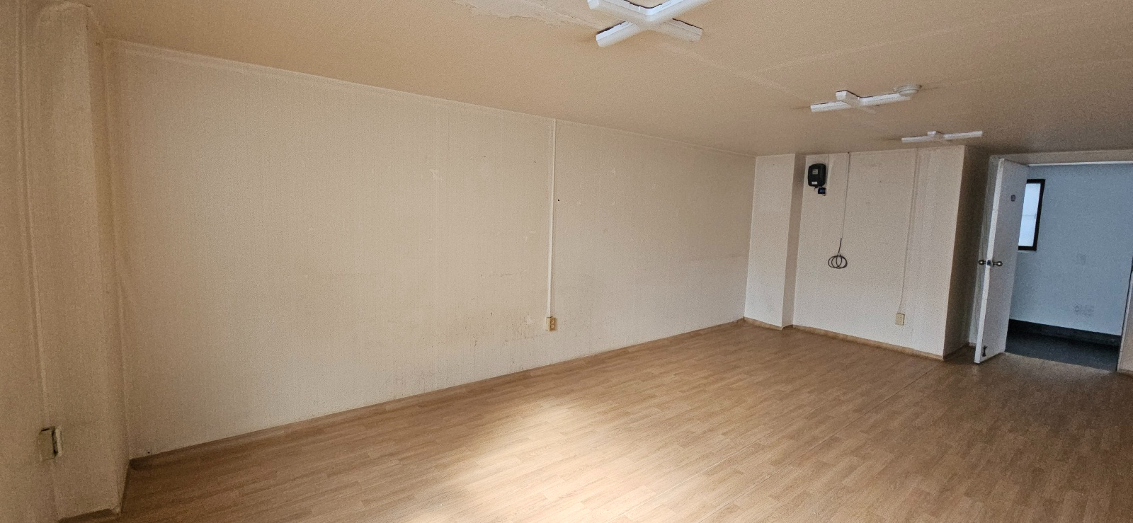 부산광역시 동래구 온천동 사무실 썸네일 2