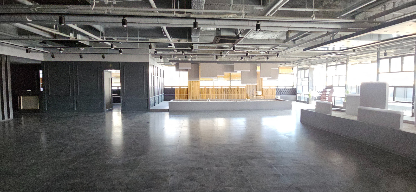 부산광역시 동래구 사직동 사무실 - 1