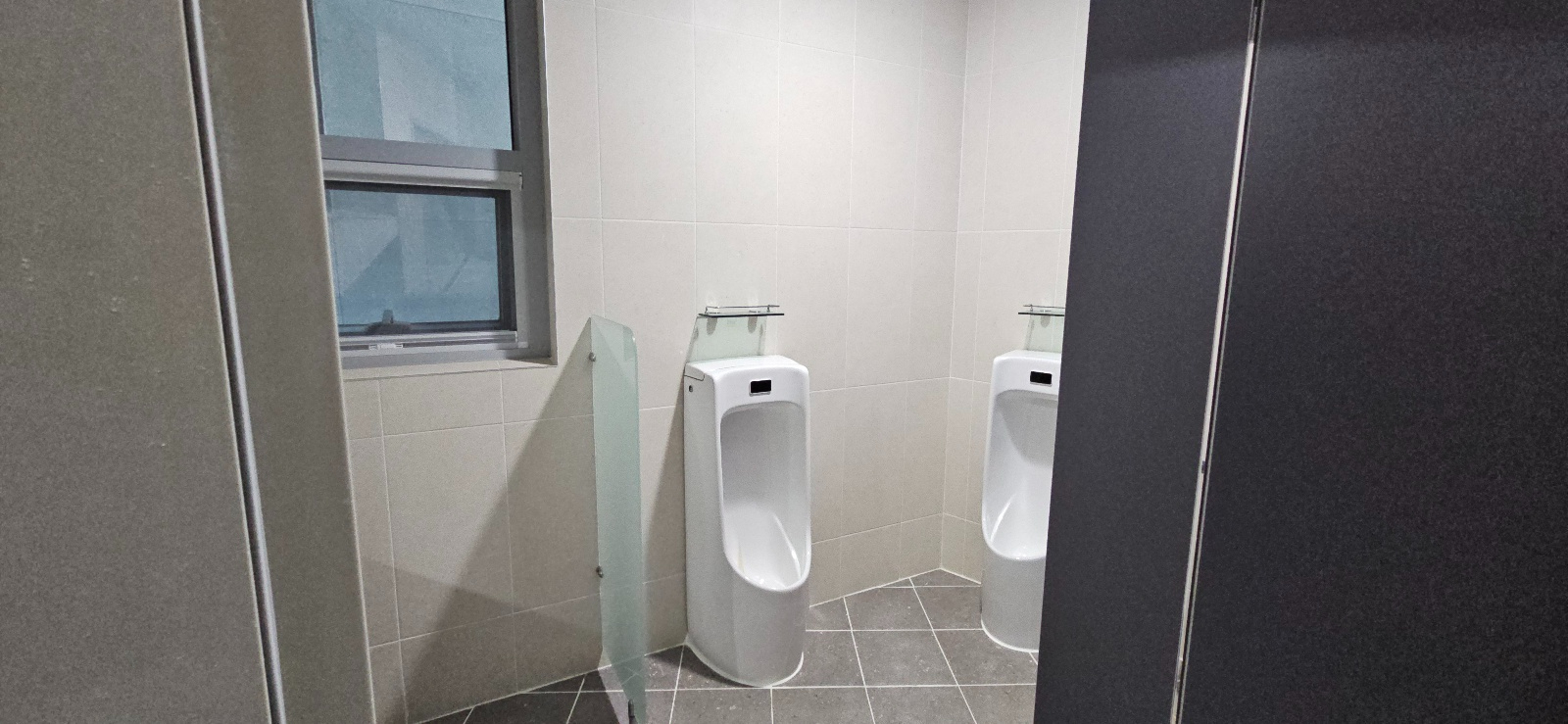 부산광역시 동래구 온천동 사무실 썸네일 6