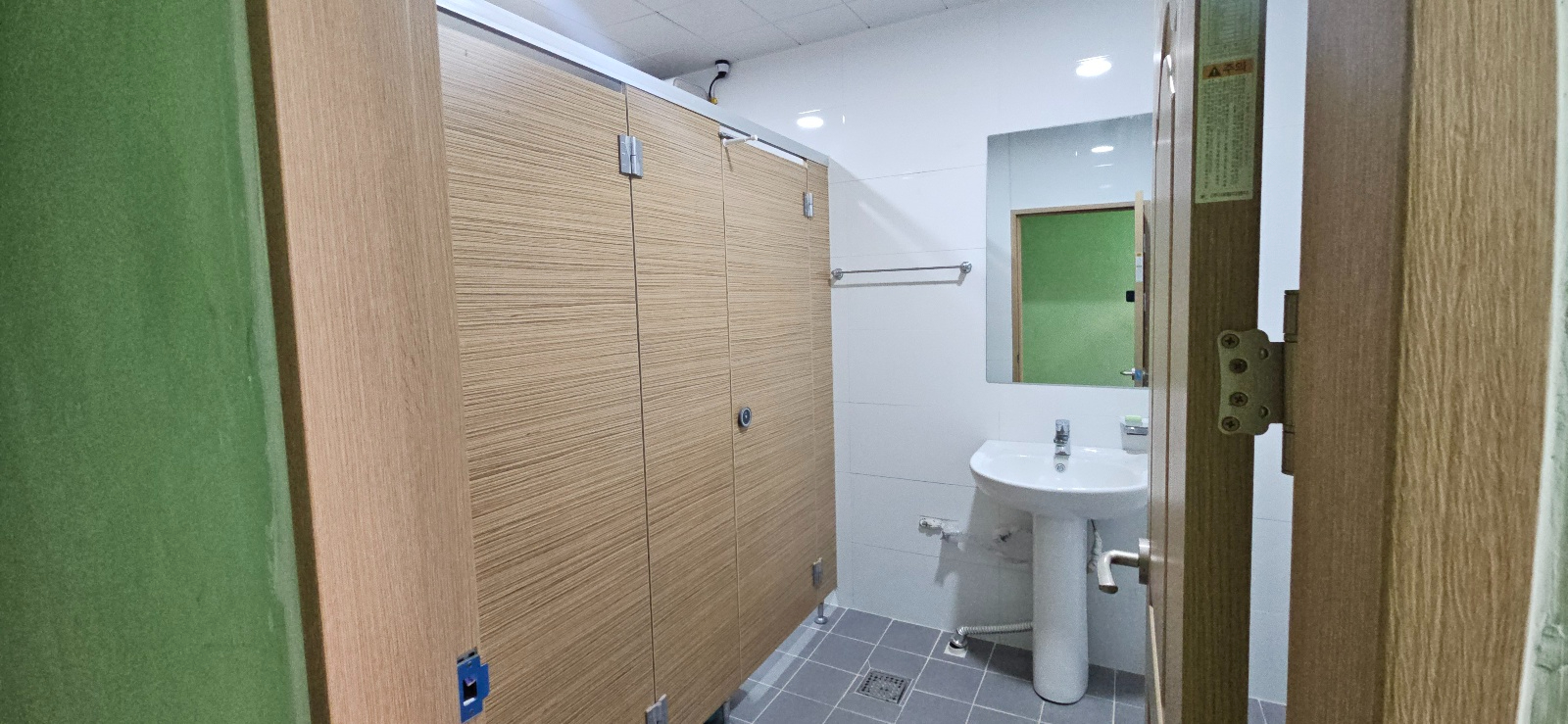 부산광역시 중구 중앙동4가 사무실 썸네일 7