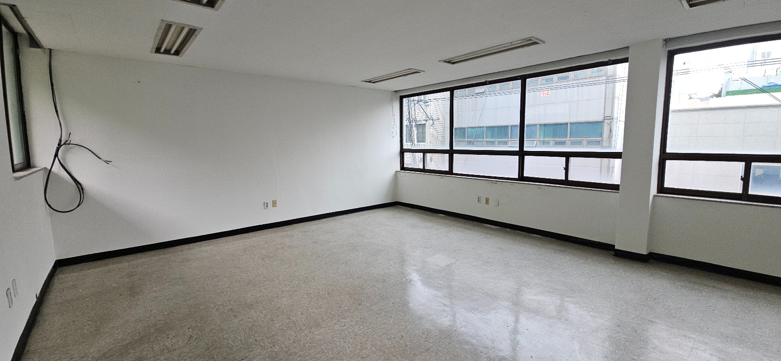 부산광역시 중구 중앙동4가 사무실 썸네일 3