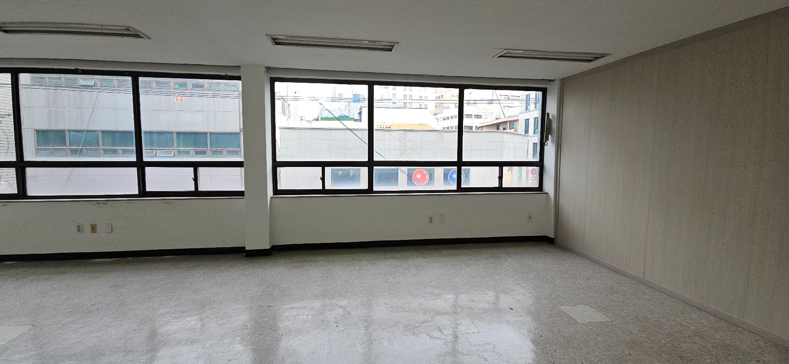 부산광역시 중구 중앙동4가 사무실 썸네일 2