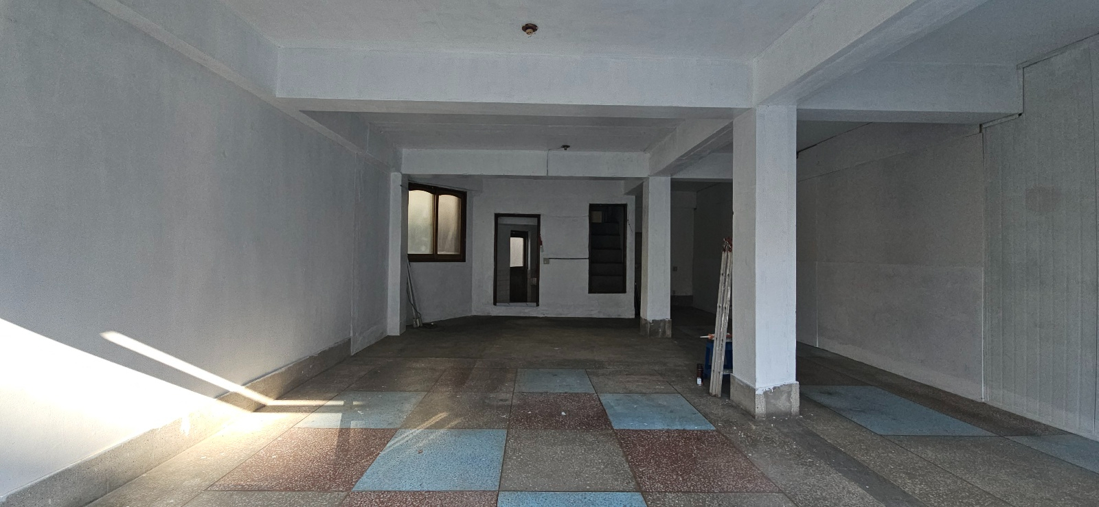 상가 · 수안동 사진 2