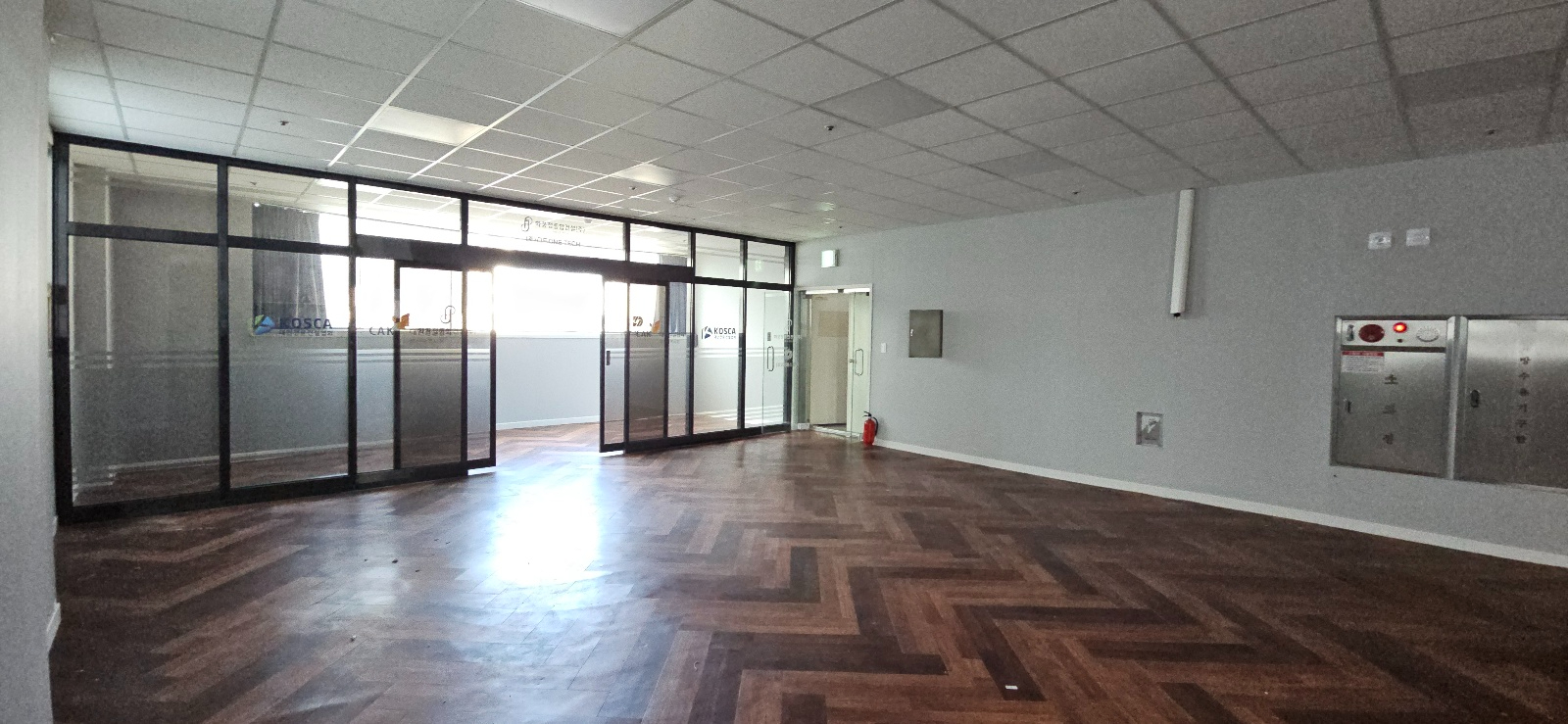 부산광역시 금정구 구서동 사무실 썸네일 3