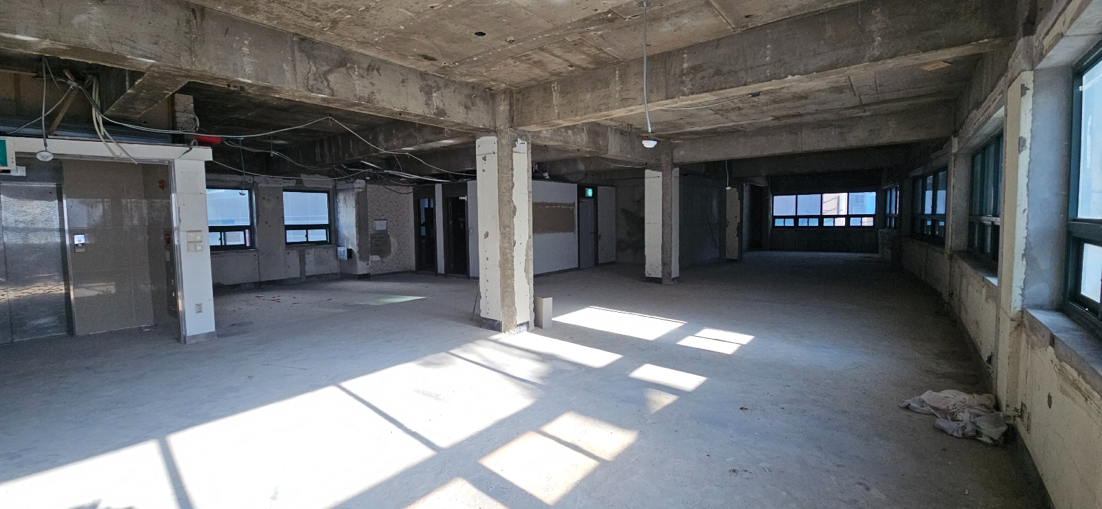 부산광역시 금정구 장전동 사무실 썸네일 3