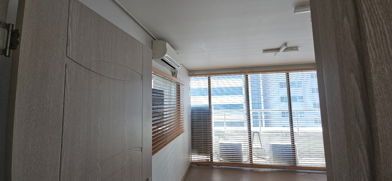 부산광역시 금정구 구서동 사무실 썸네일 5