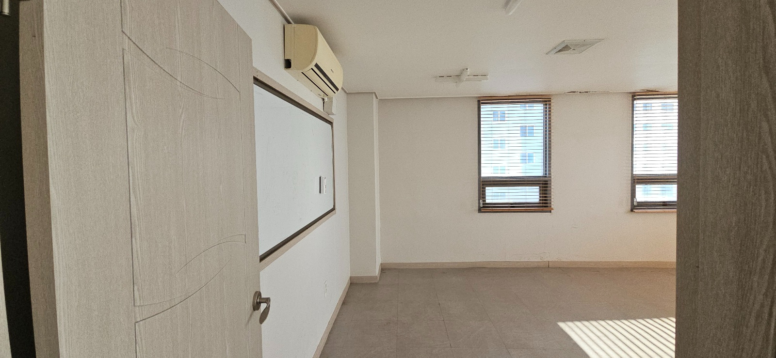 부산광역시 금정구 구서동 사무실 썸네일 7