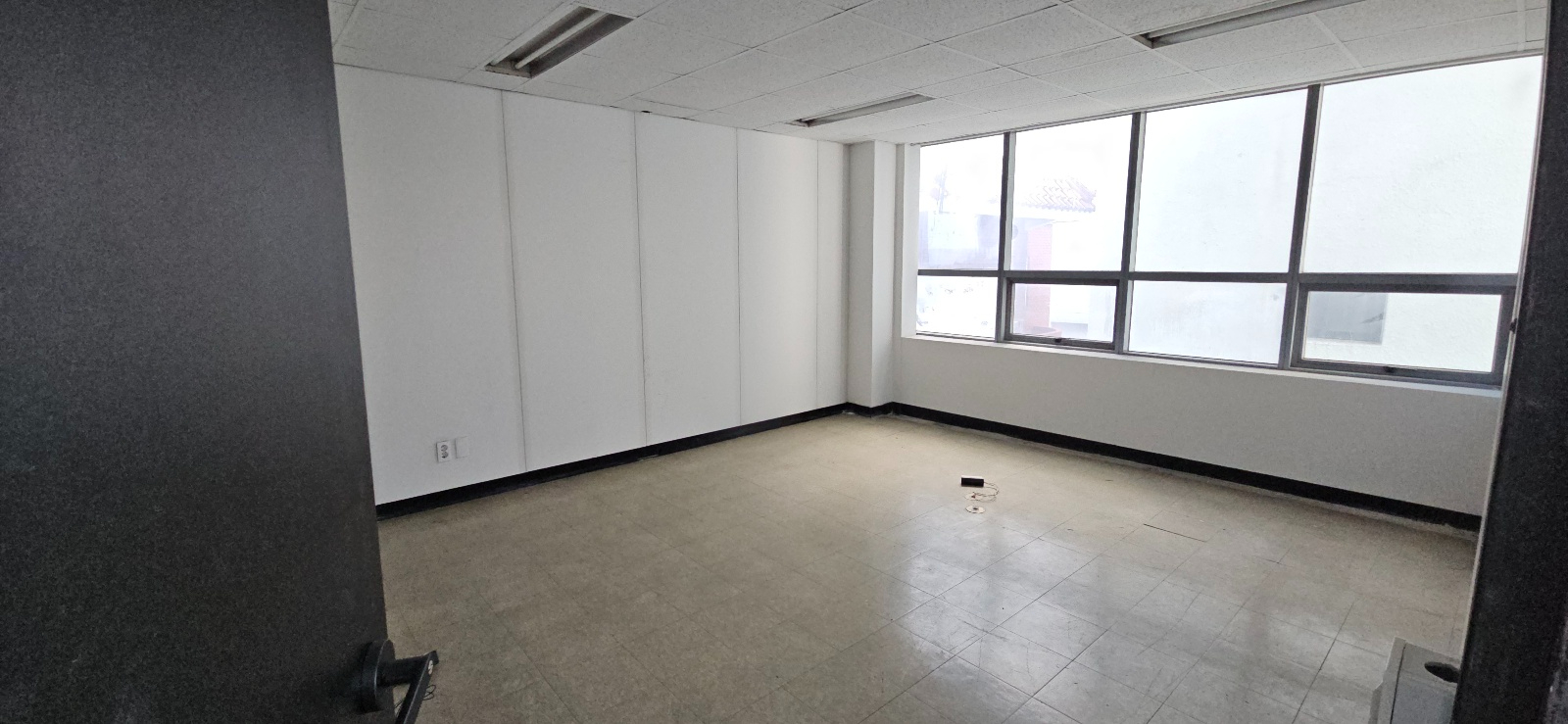 부산광역시 금정구 구서동 사무실 썸네일 6