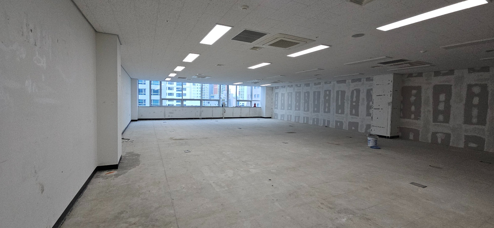 부산광역시 연제구 연산동 사무실 - 1