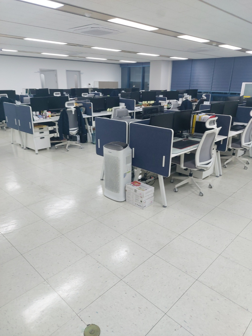 부산광역시 중구 중앙동4가 사무실 - 1