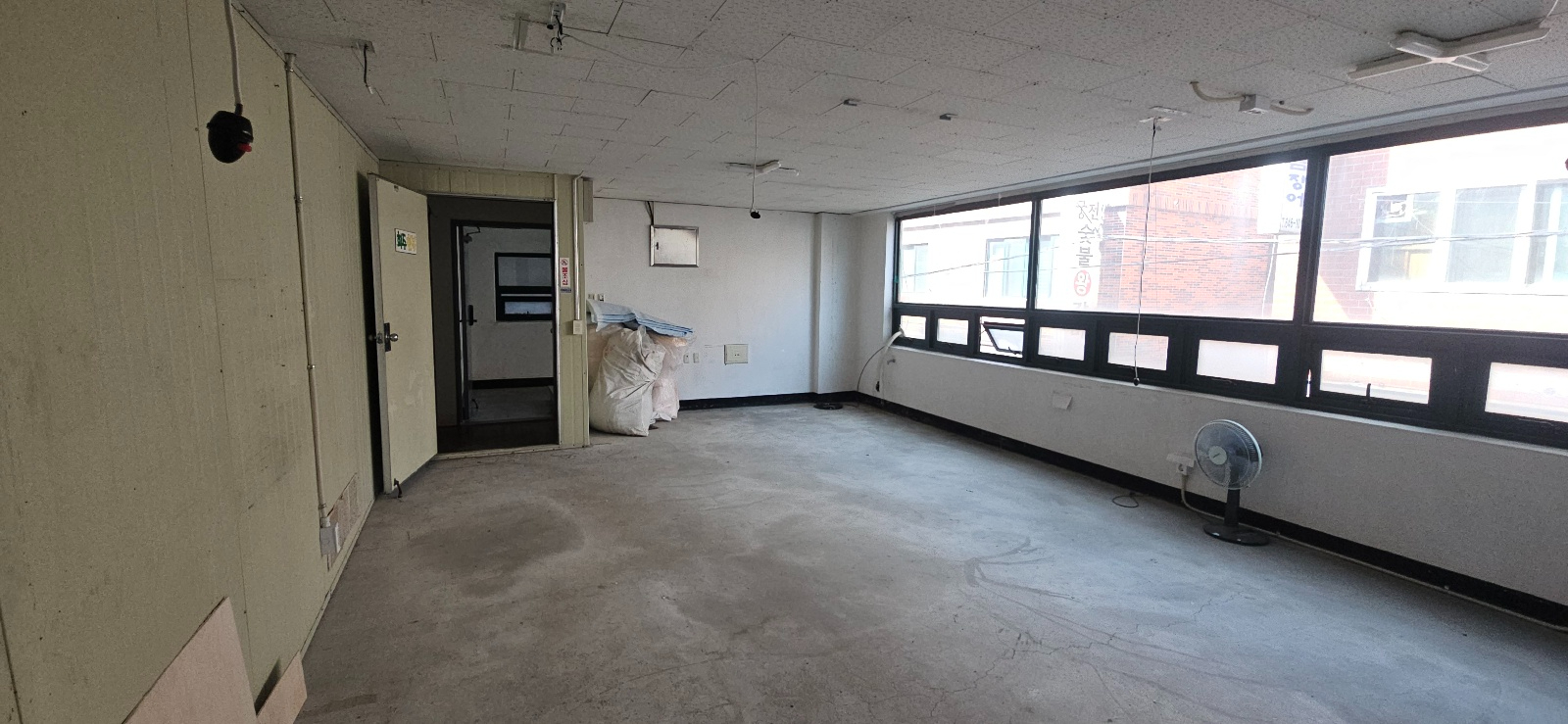 부산광역시 동구 범일동 사무실 썸네일 2