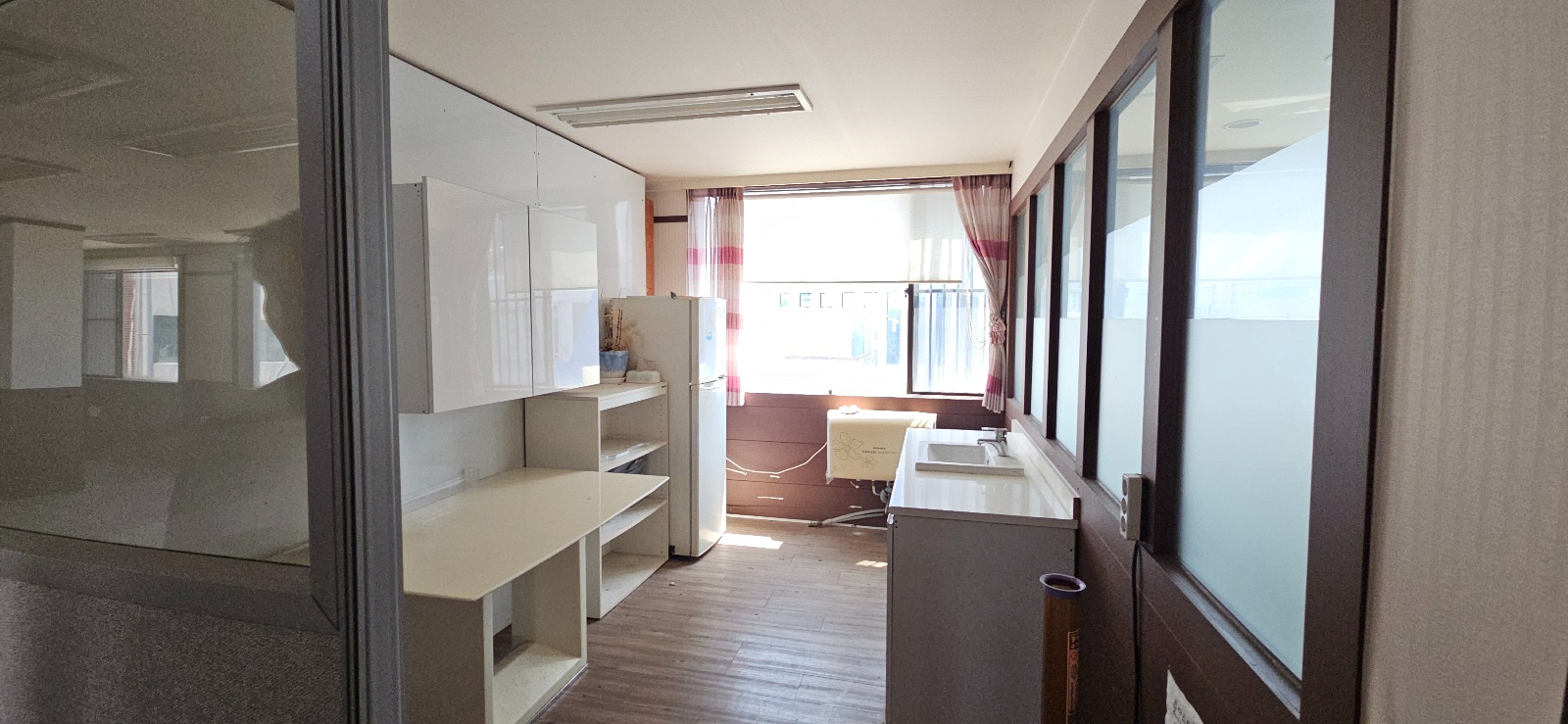 부산광역시 연제구 거제동 사무실 썸네일 7