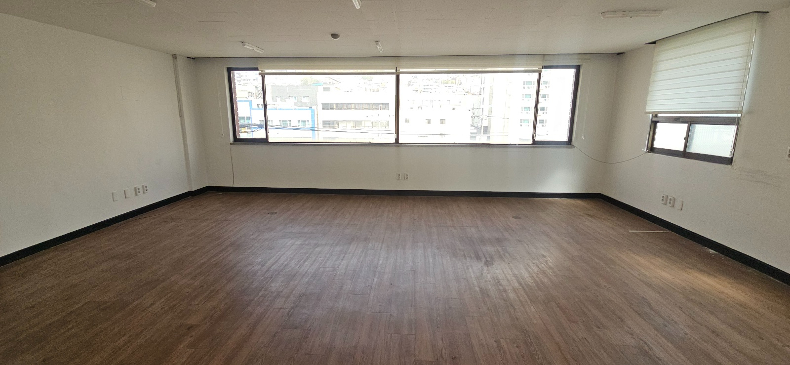 부산광역시 부산진구 전포동 사무실 썸네일 2