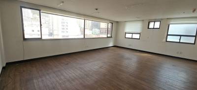 부산광역시 부산진구 전포동 638-8   사무실