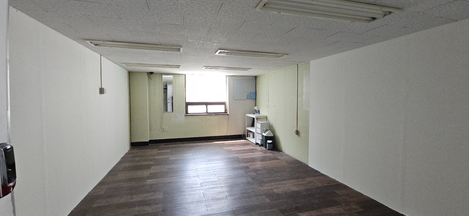 부산광역시 동래구 온천동 사무실 - 1