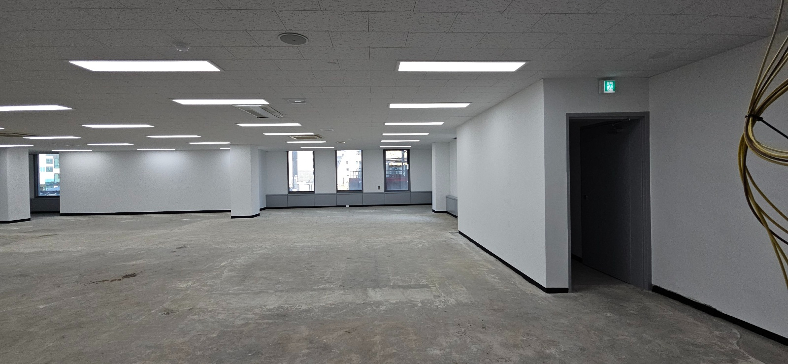 부산광역시 부산진구 부전동 사무실 - 1