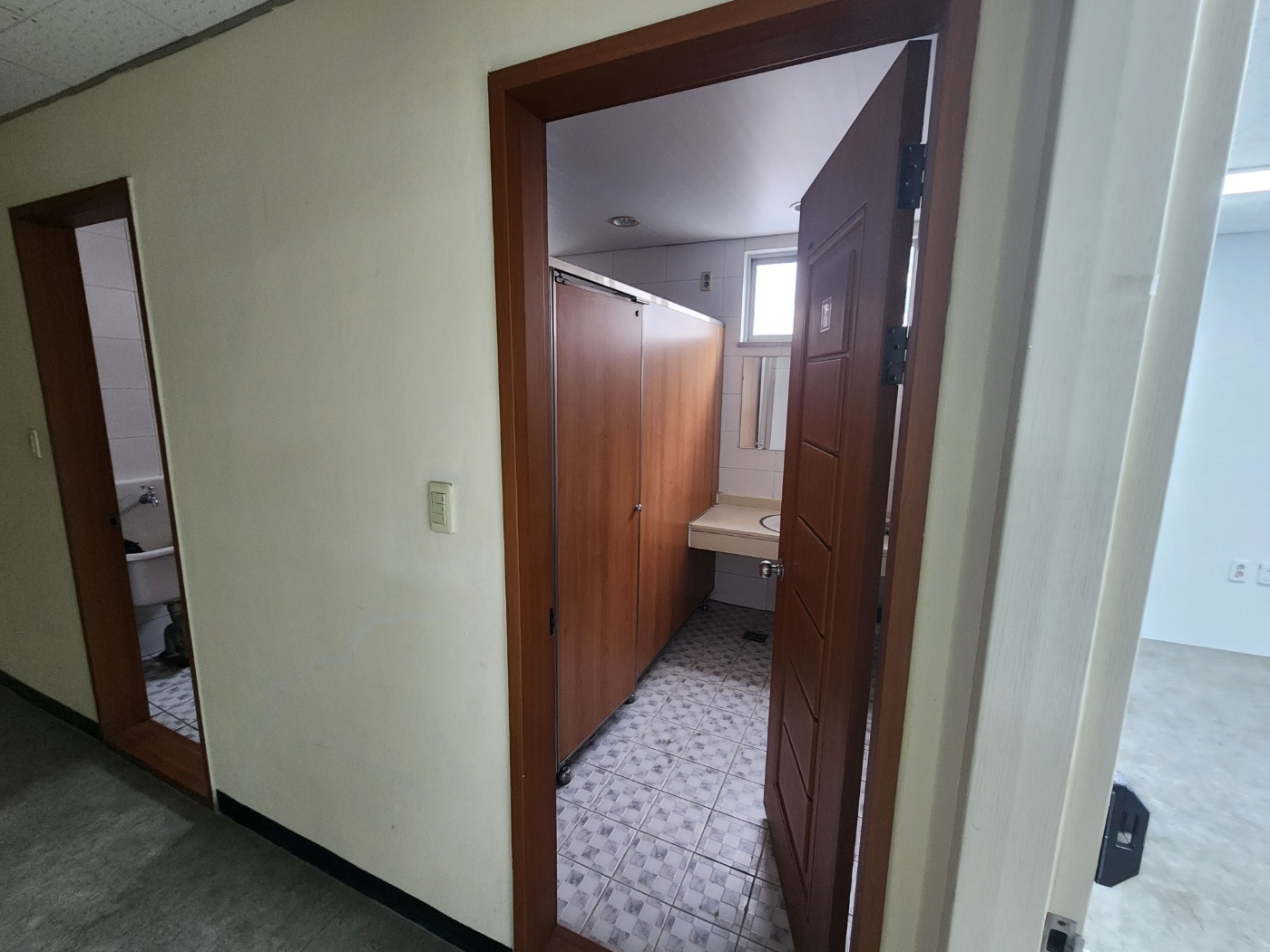 사무실 · 부전동 사진 7