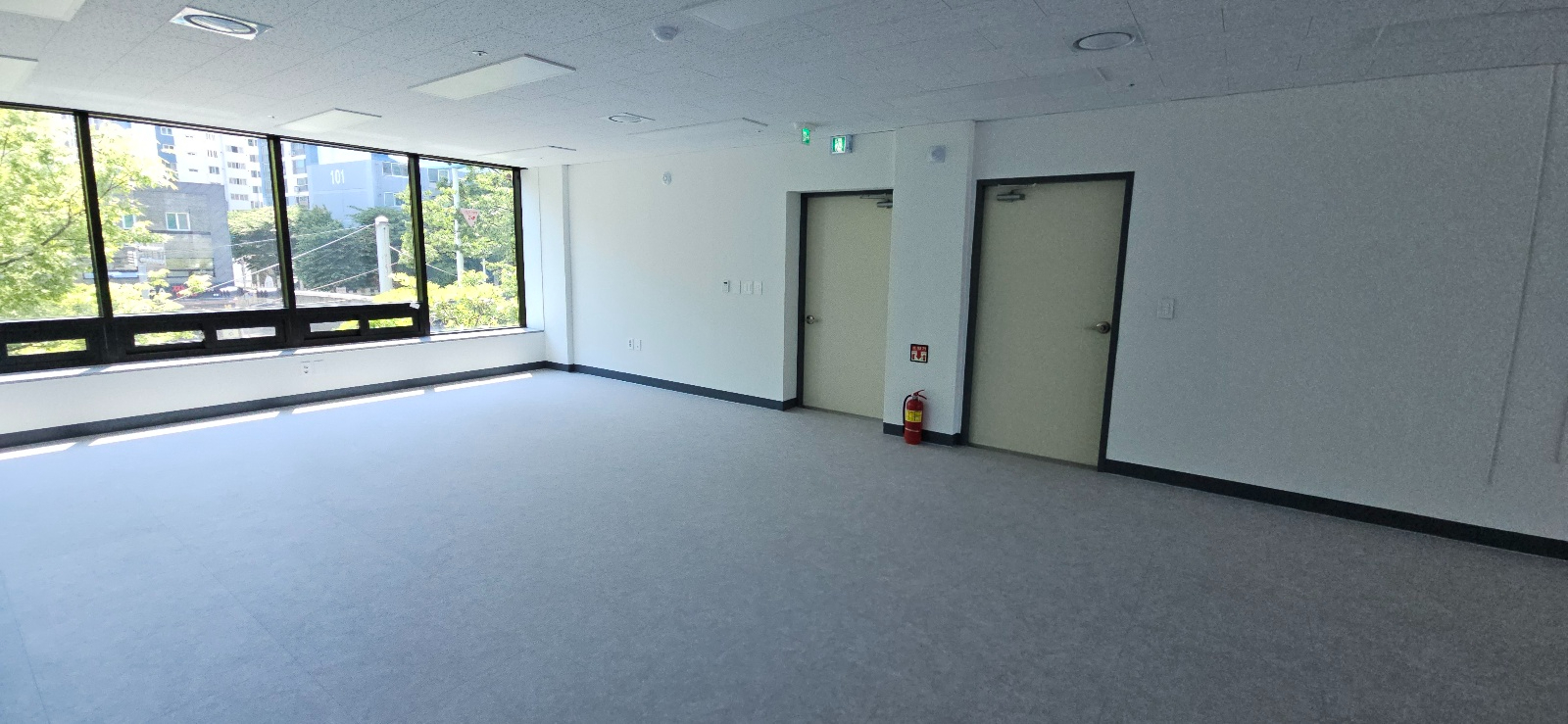 부산광역시 연제구 거제동 사무실 썸네일 3