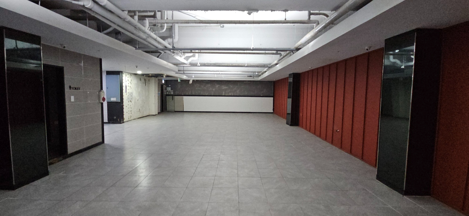 부산광역시 연제구 거제동 사무실 - 1