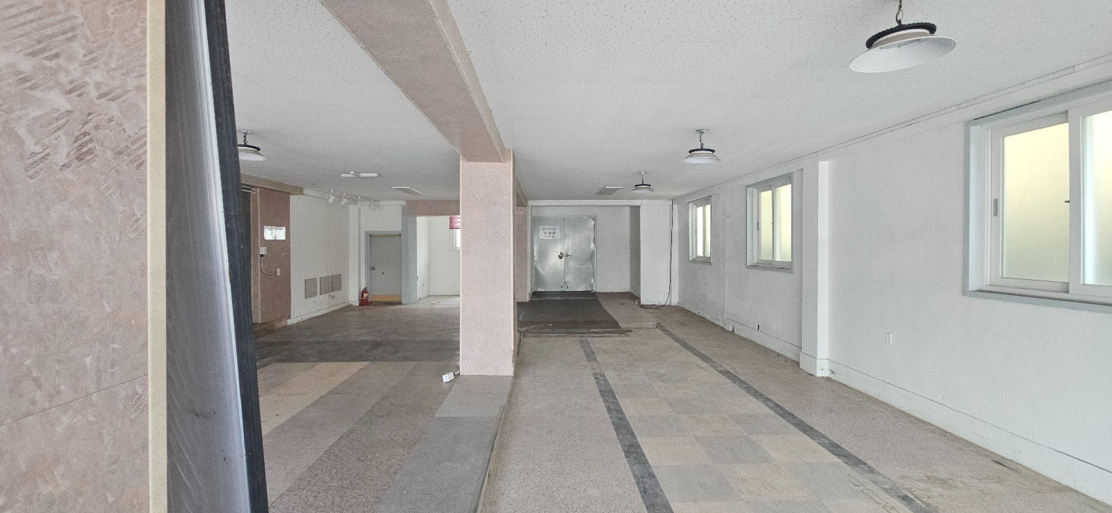 부산광역시 연제구 거제동 상가 썸네일 3