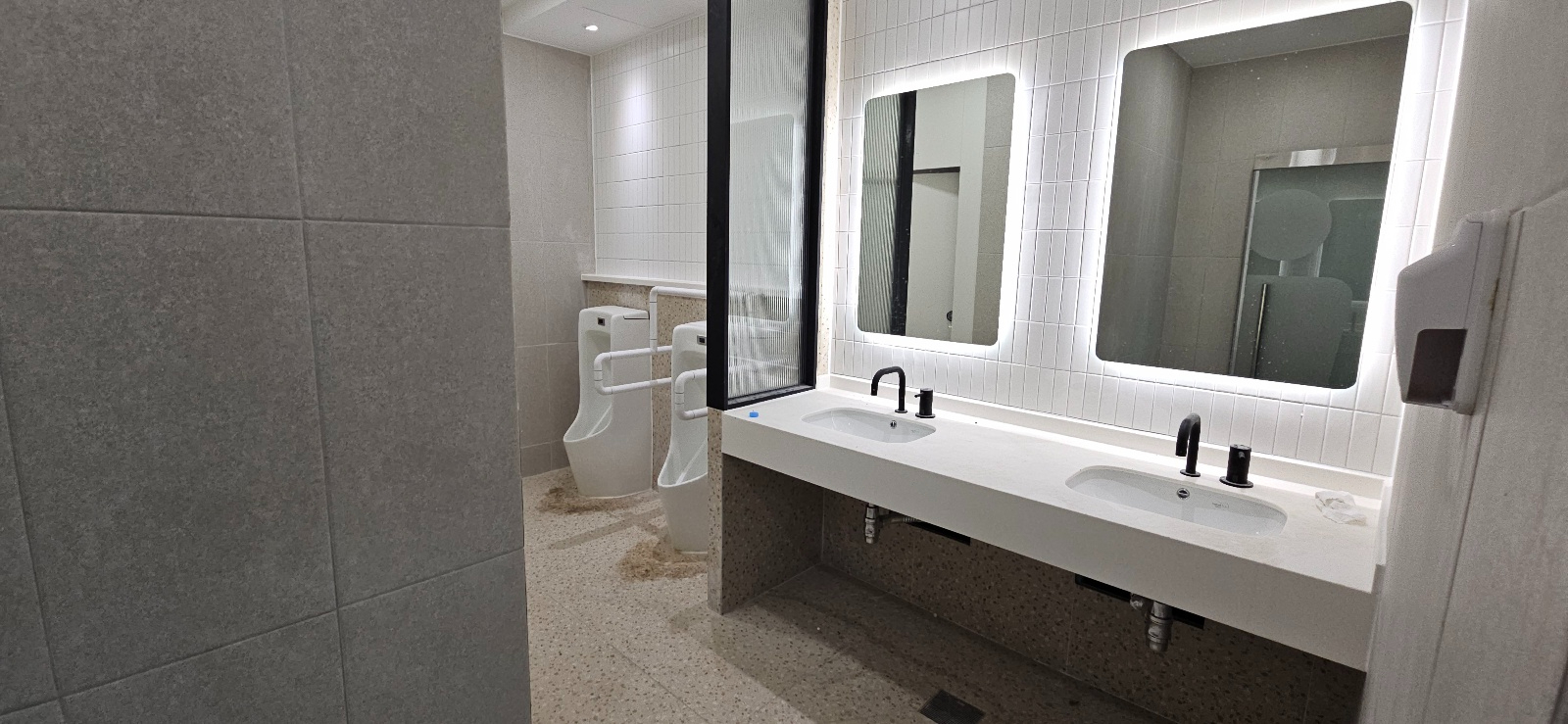 부산광역시 동래구 온천동 사무실 썸네일 6