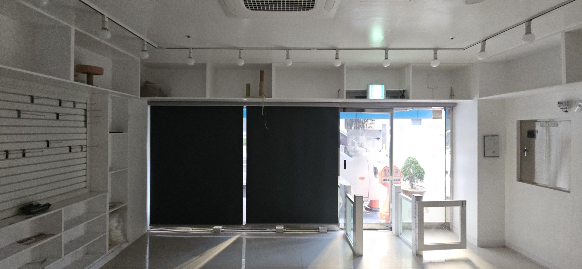 부산광역시 수영구 광안동 상가 - 1