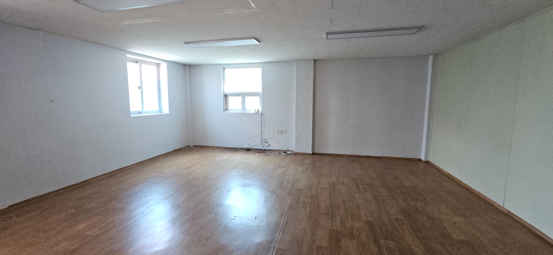 부산광역시 연제구 연산동 사무실 - 1