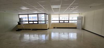 부산광역시 동구 좌천동 67-6   사무실