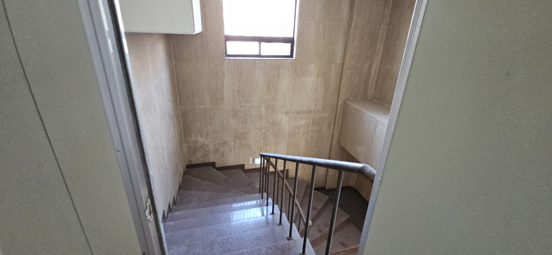 부산광역시 동구 범일동 사무실 썸네일 5